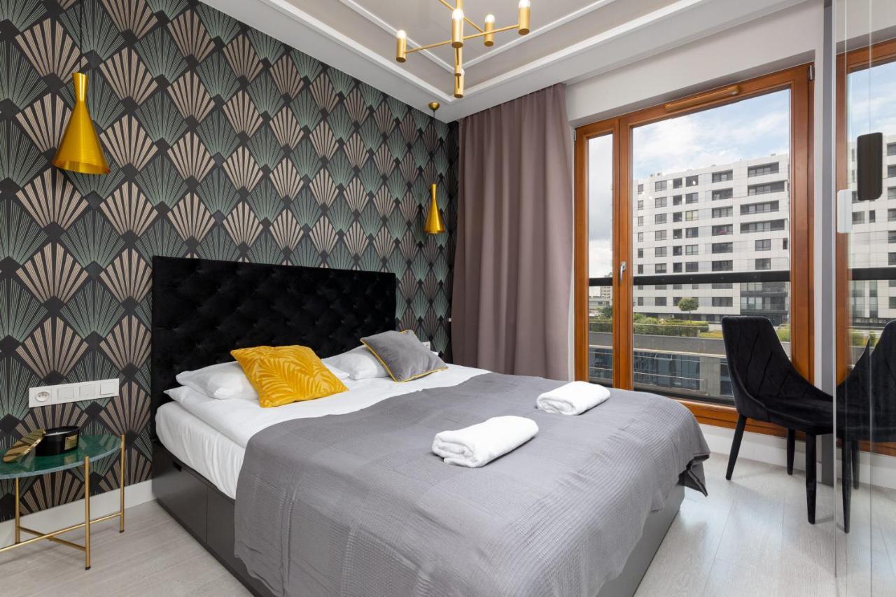 City Center Apartments Grzybowska With Parking By Noclegi Renters Warsaw Exterior photo